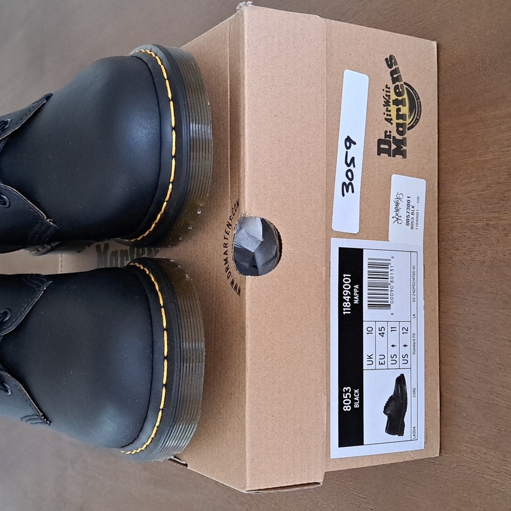 Dr. Martens 8053 Leather Platform Casual Shoes - Color: Black - Size: 11 - Picture 3 of 9